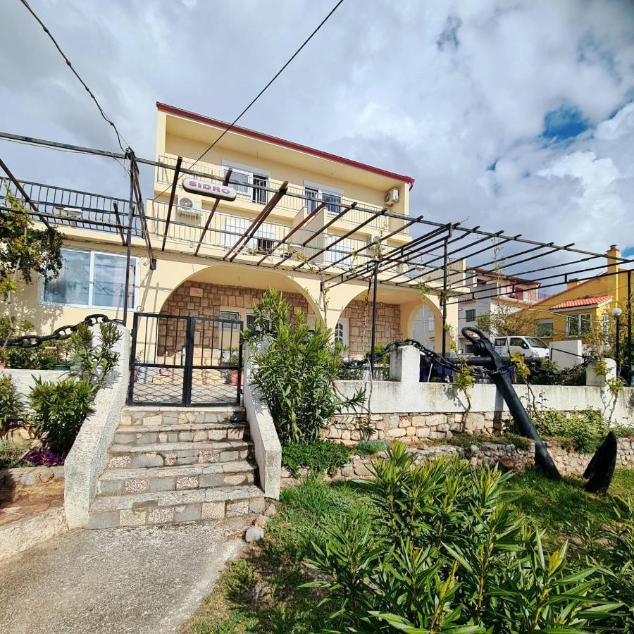 Apartmani Sidro Senj Сен Екстериор снимка