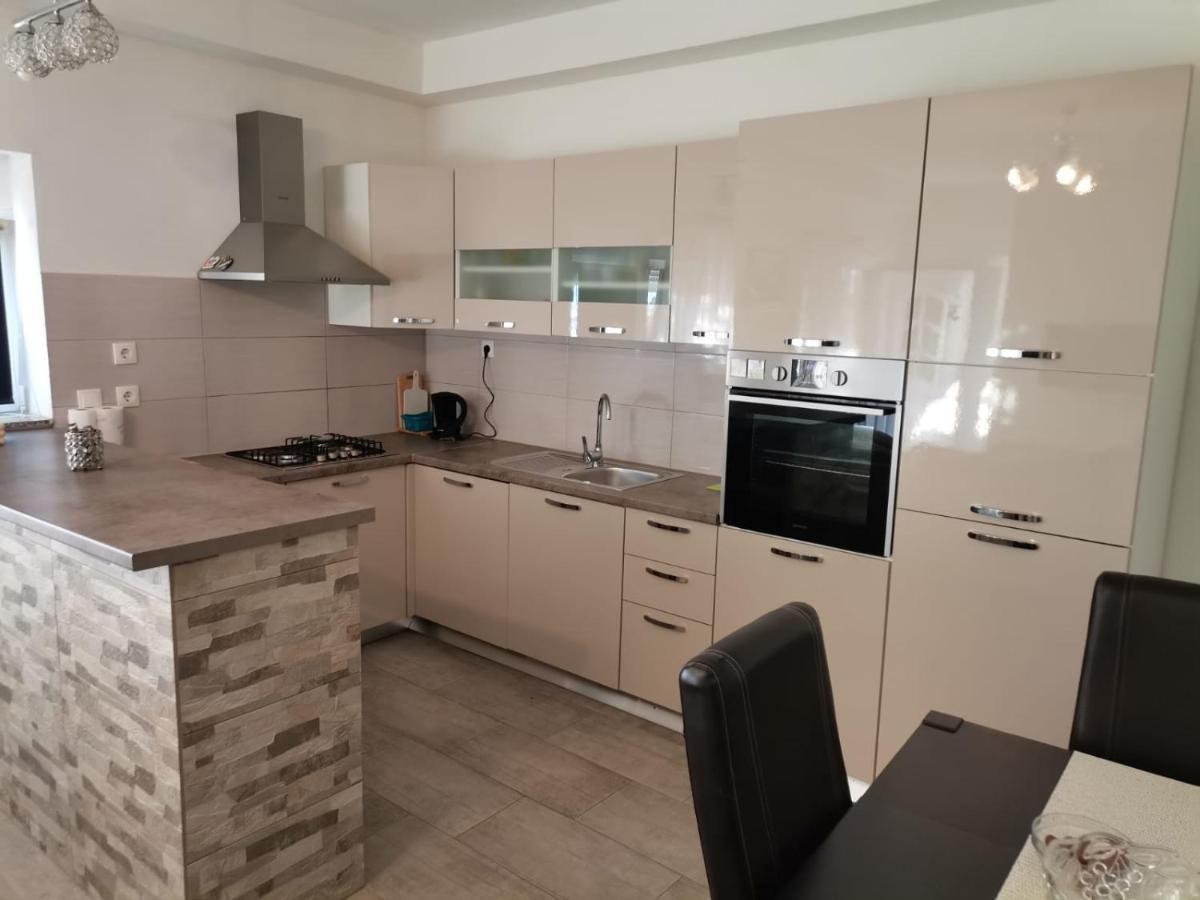 Apartmani Sidro Senj Сен Екстериор снимка
