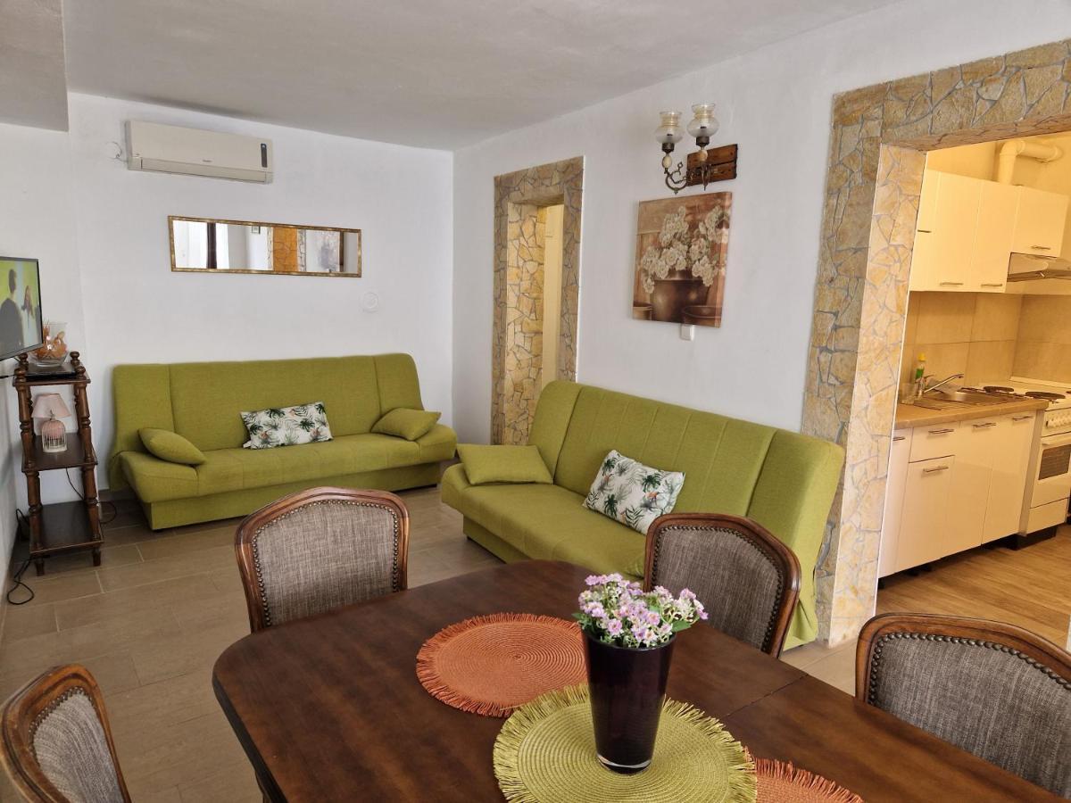 Apartmani Sidro Senj Сен Екстериор снимка